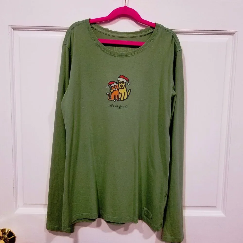 Ladies' Life is Good Christmas Tee, Size S, EUC - Picture 1 of 12
